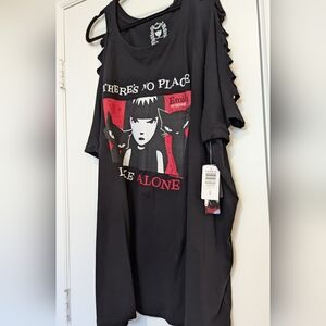 Torrid Black Emily the Strange Graphic Tee Size 6